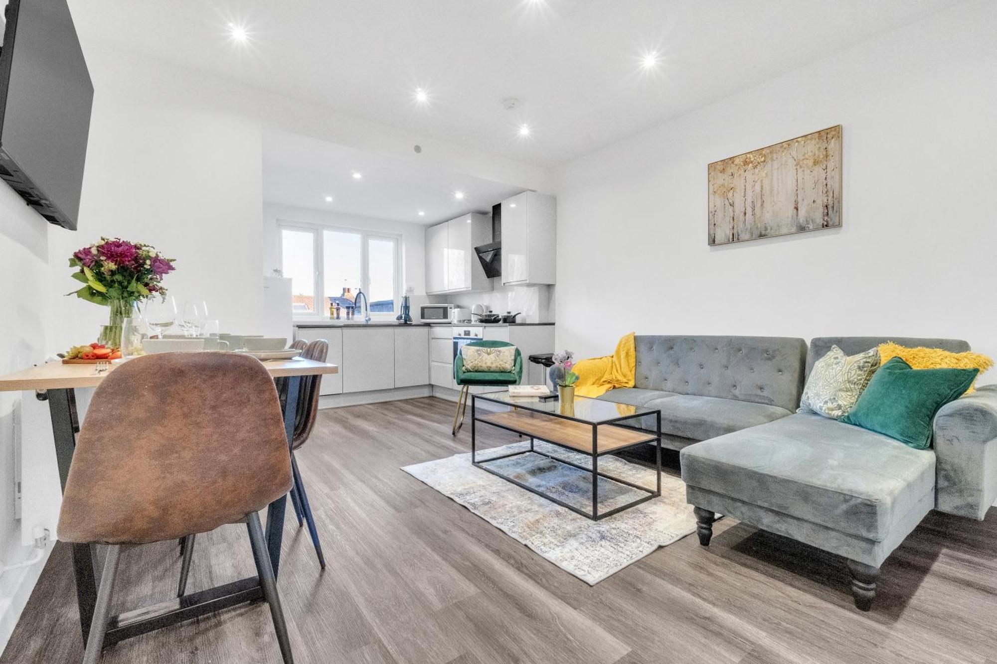 Homely North London Apartments Hendon The Hyde ภายนอก รูปภาพ
