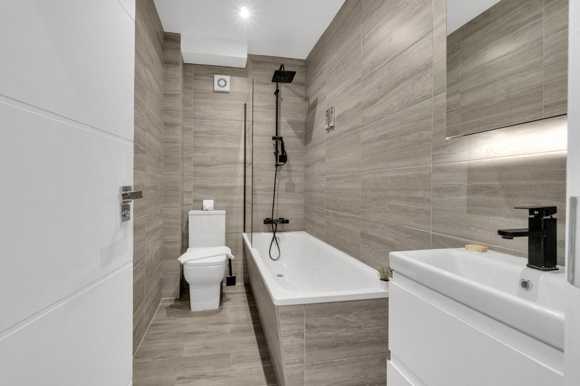 Homely North London Apartments Hendon The Hyde ภายนอก รูปภาพ
