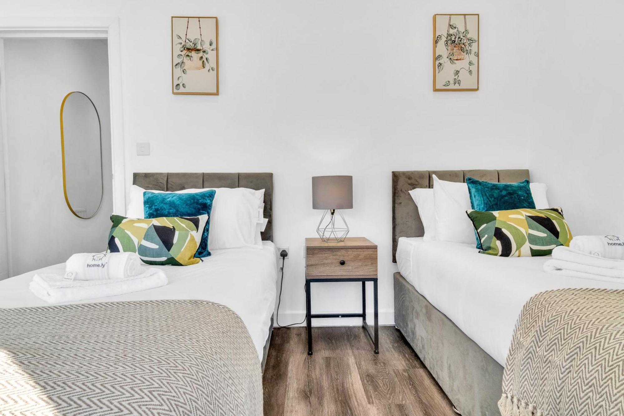 Homely North London Apartments Hendon The Hyde ภายนอก รูปภาพ