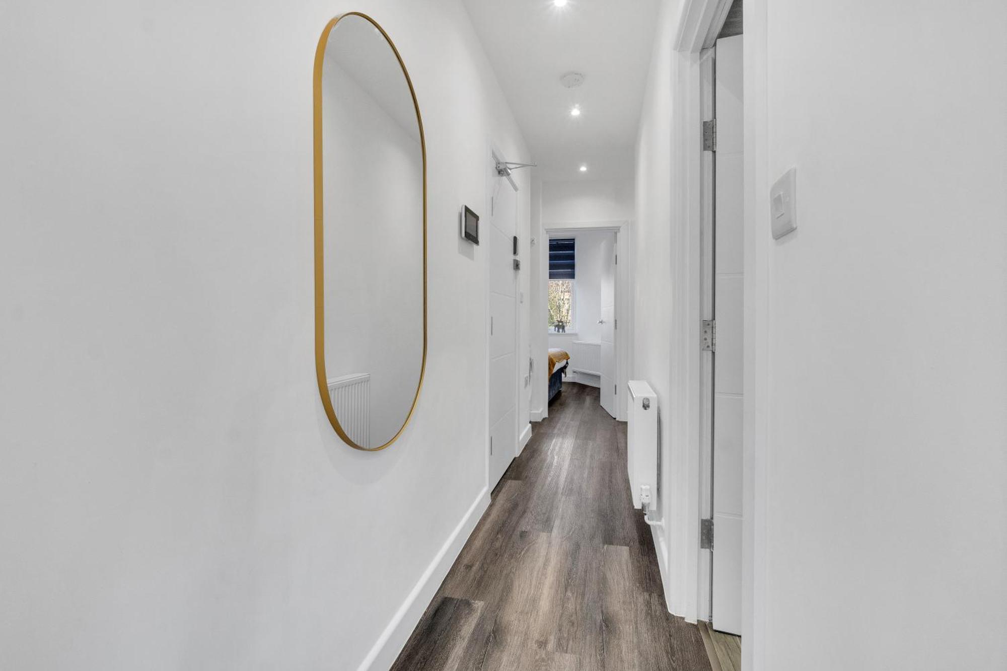 Homely North London Apartments Hendon The Hyde ภายนอก รูปภาพ