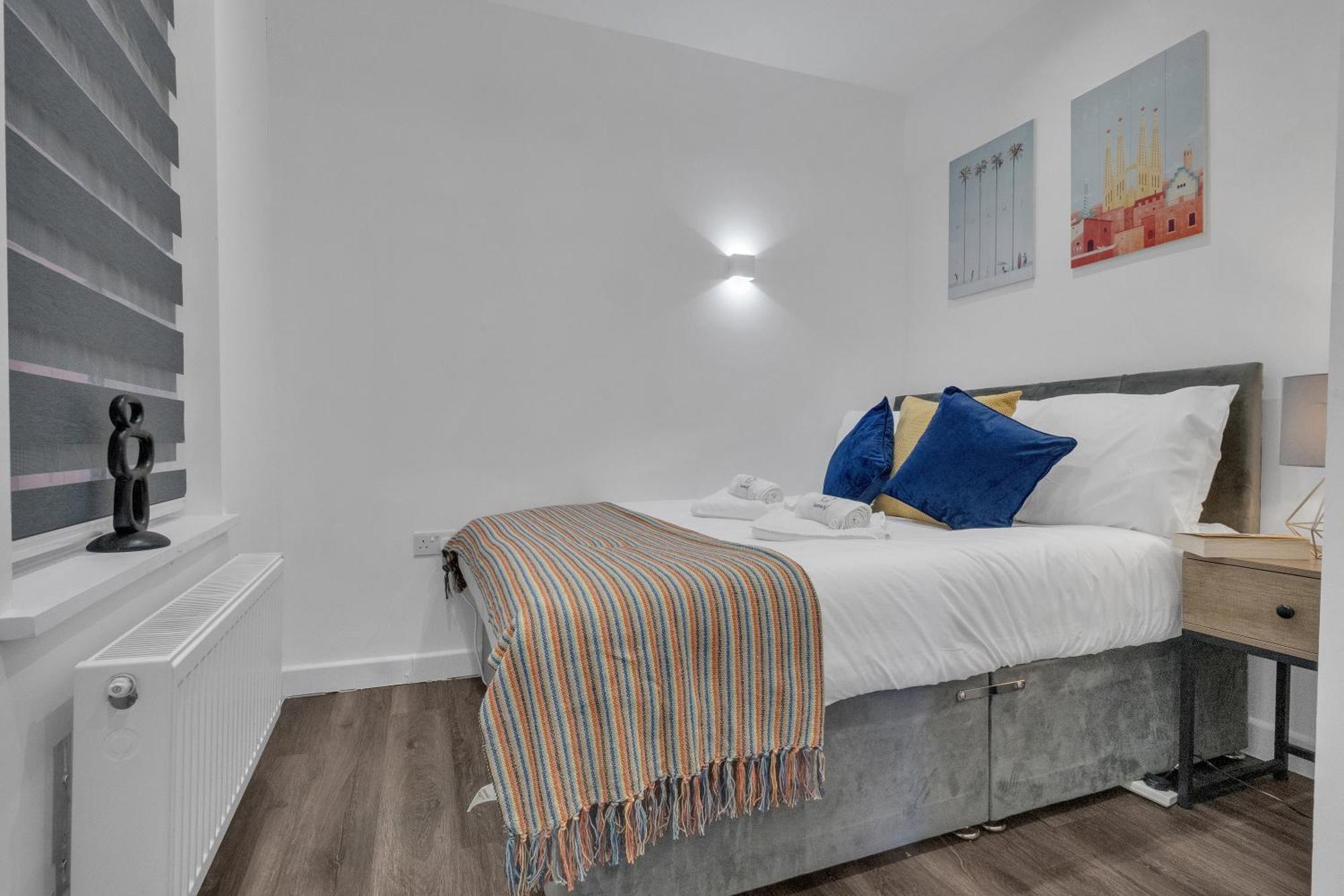 Homely North London Apartments Hendon The Hyde ภายนอก รูปภาพ